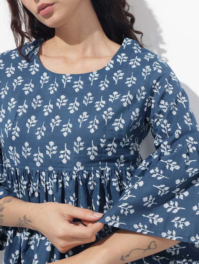 women printed bell sleeve flared top - 22404199 -  Standard Image - 1