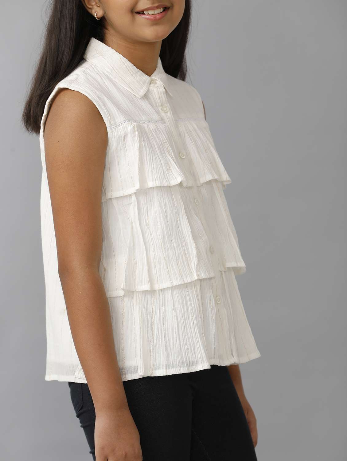 tiered sleeveless white shirt collar top - 22404275 -  Standard Image - 1