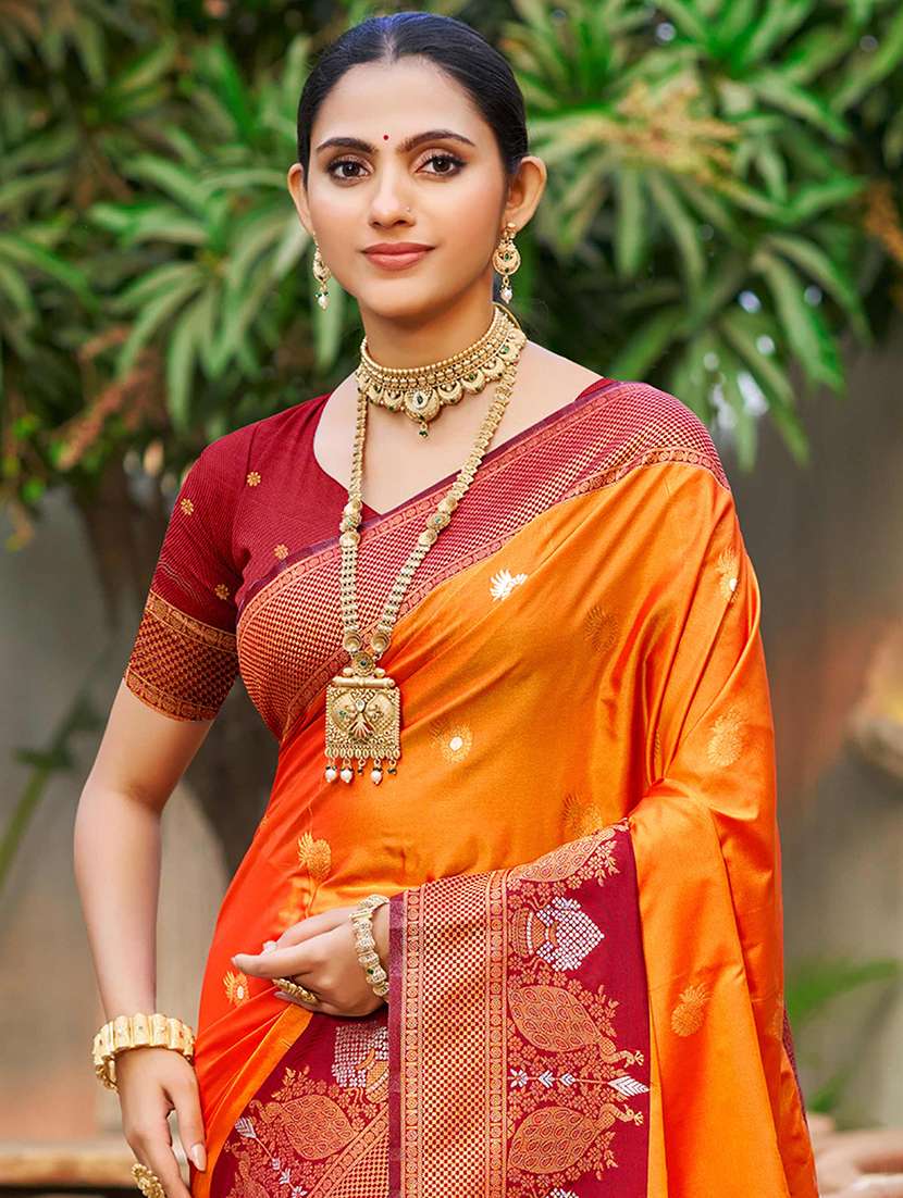 women self design banarasi saree with blouse - 22405377 -  Standard Image - 1