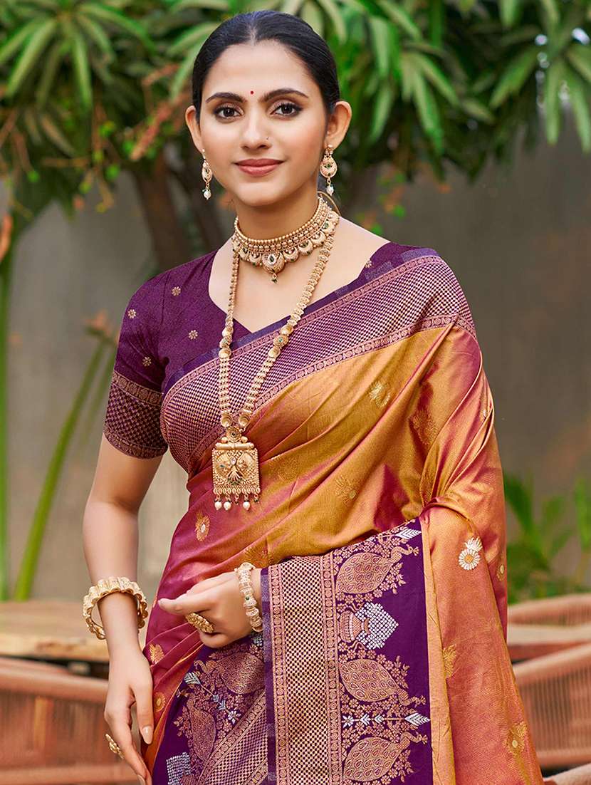 women self design banarasi saree with blouse - 22405379 -  Standard Image - 1
