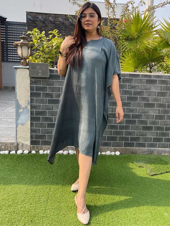 women tie & dyed kimono sleeve kaftan dress - 22406634 -  Standard Image - 1