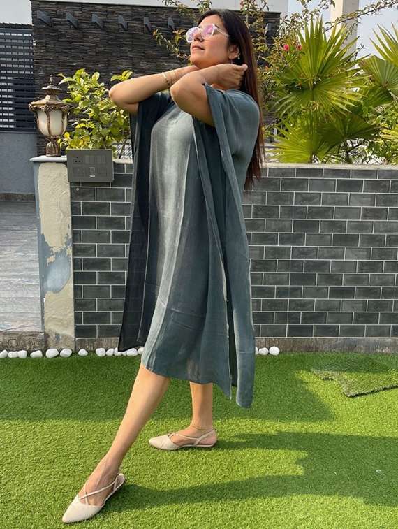 women tie & dyed kimono sleeve kaftan dress - 22406634 -  Standard Image - 4