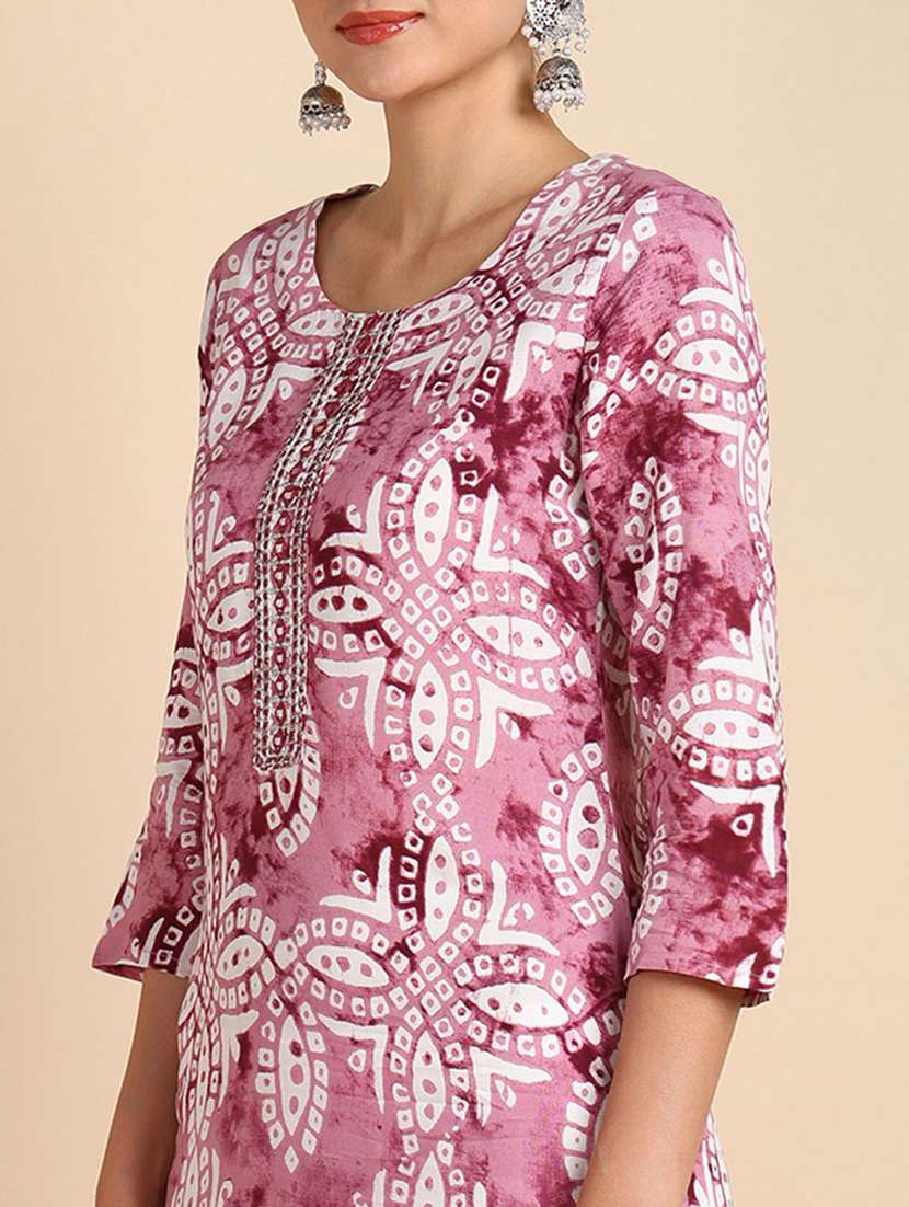 women printed three quarter sleeve straight kurta - 22406849 -  Standard Image - 4