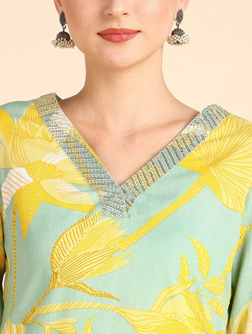 women floral printed three quarter sleeve straight kurta - 22406851 -  Standard Image - 1