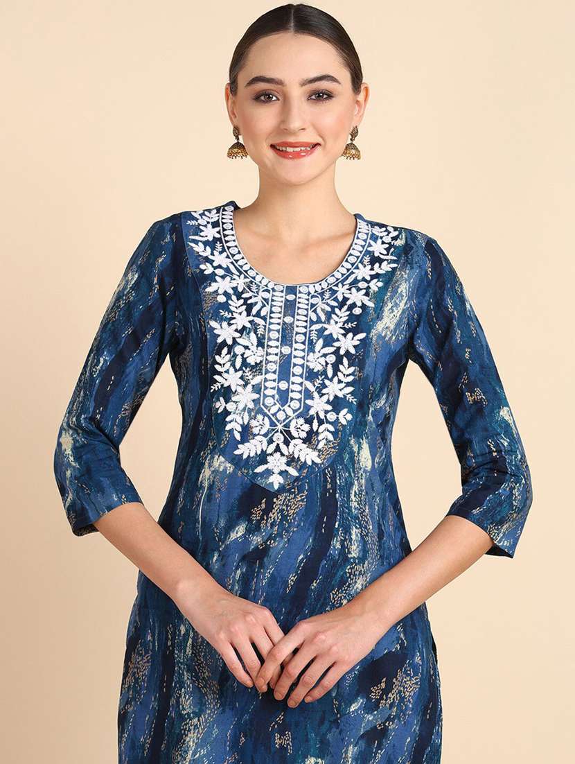 women printed three quarter sleeve straight kurta - 22406892 -  Standard Image - 4