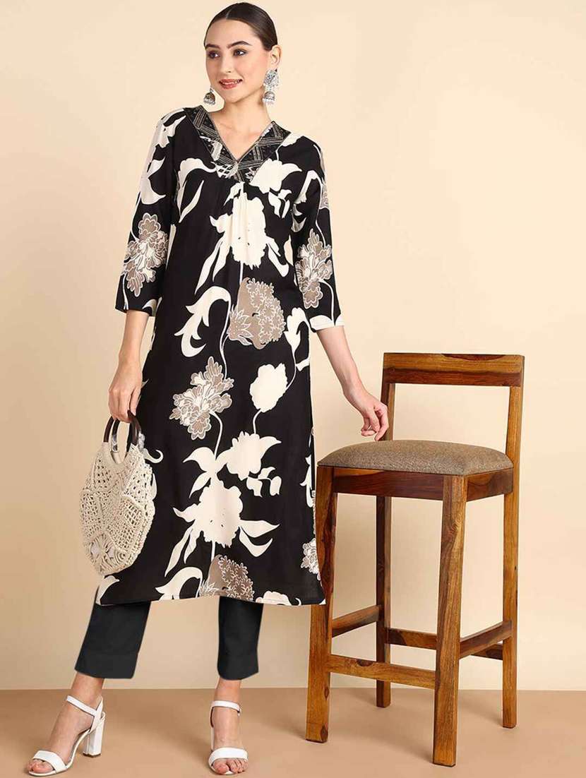 Women Floral Three Quarter Sleeve A-line Kurta - 22406929 -  Standard Image - 4