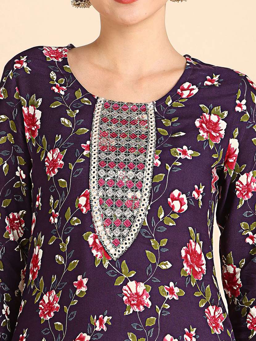 women floral three quarter sleeve straight kurta - 22406930 -  Standard Image - 1