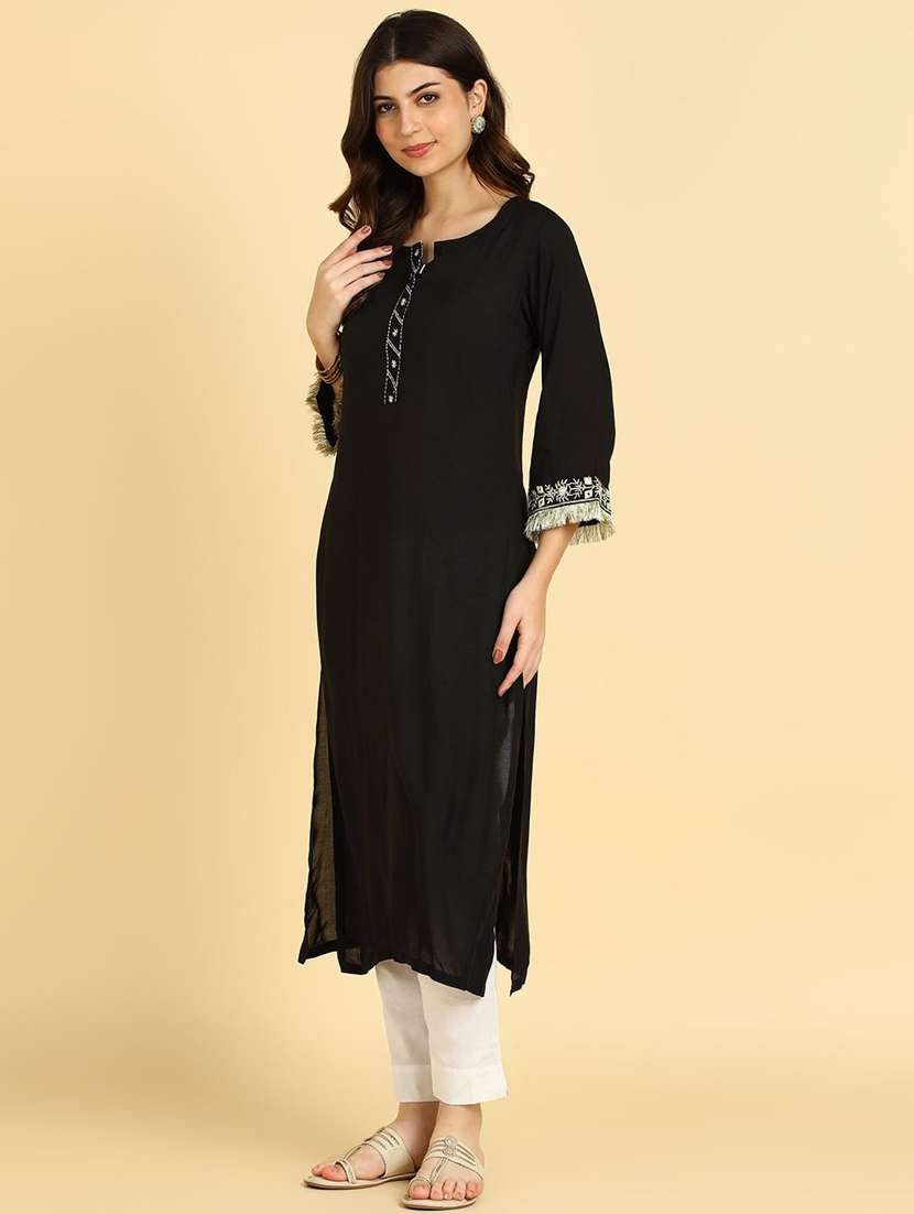 women solid three quarter sleeve straight kurta - 22406997 -  Standard Image - 4