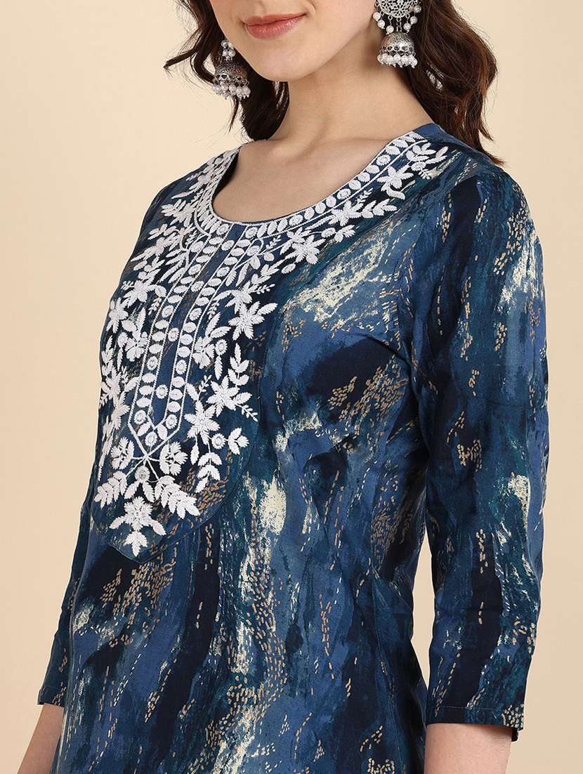 women printed three quarter sleeve straight kurta - 22406998 -  Standard Image - 1