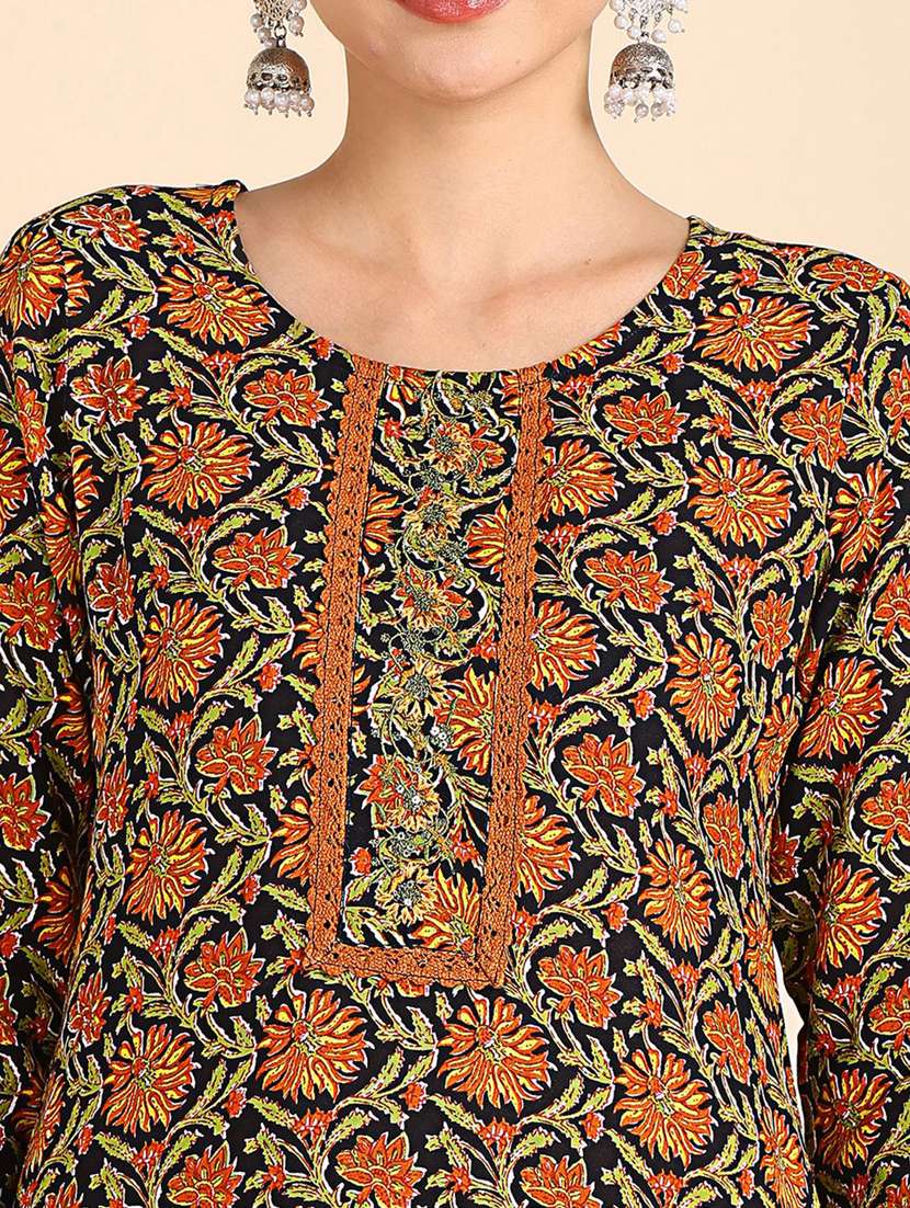 women floral printed three quarter sleeve straight kurta - 22407021 -  Standard Image - 1