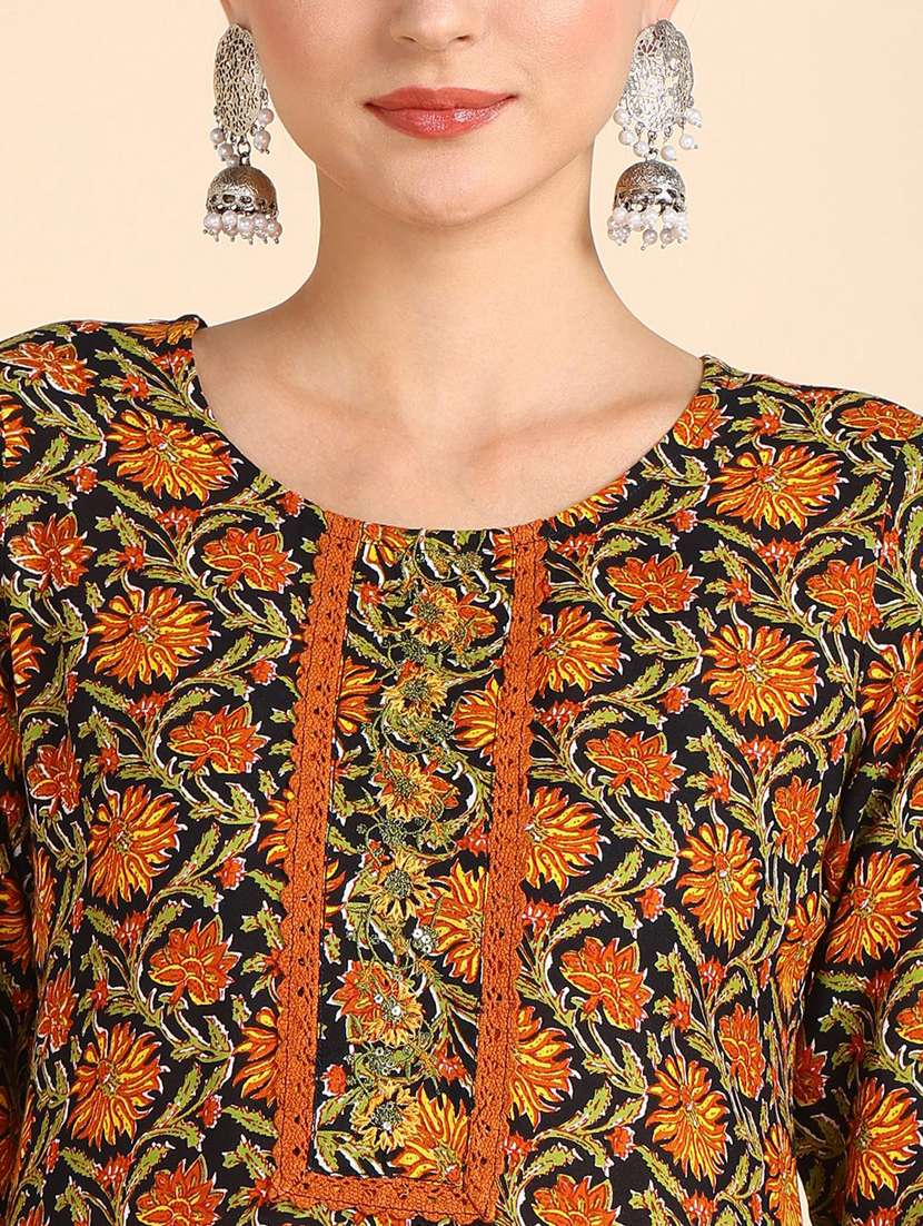 women floral printed three quarter sleeve straight kurta - 22407053 -  Standard Image - 1