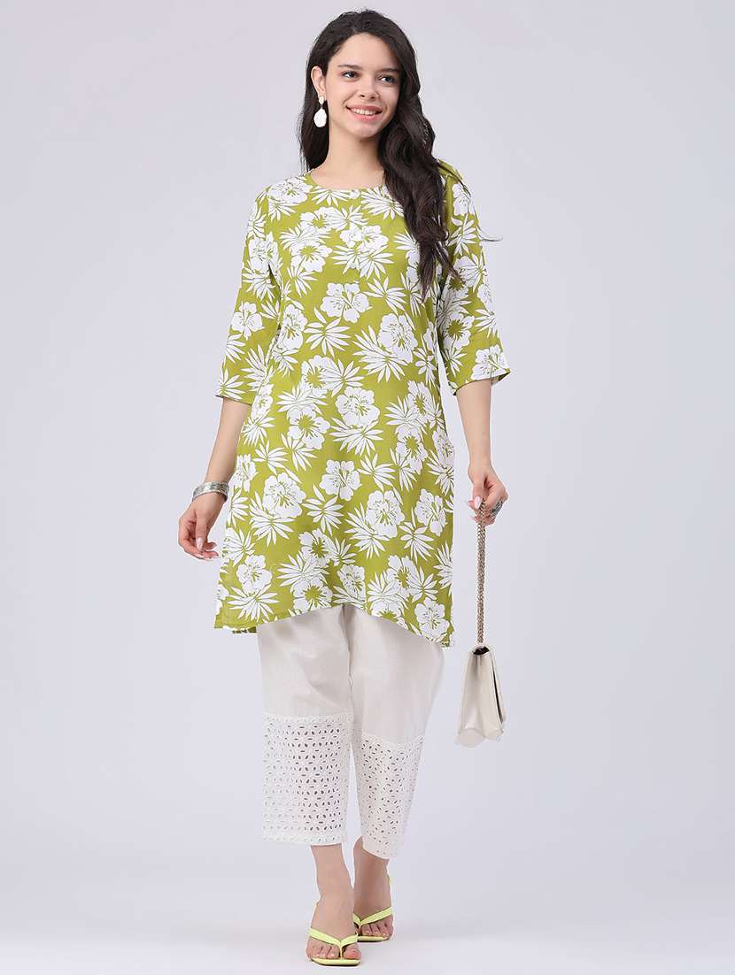 women floral three quarter sleeve straight kurta - 22407654 -  Standard Image - 4