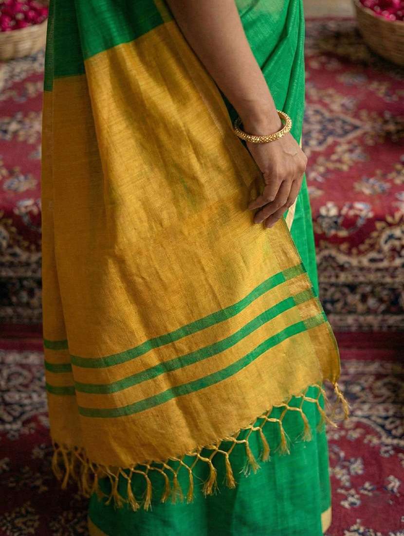 women solid handloom saree with blouse - 22408061 -  Standard Image - 1