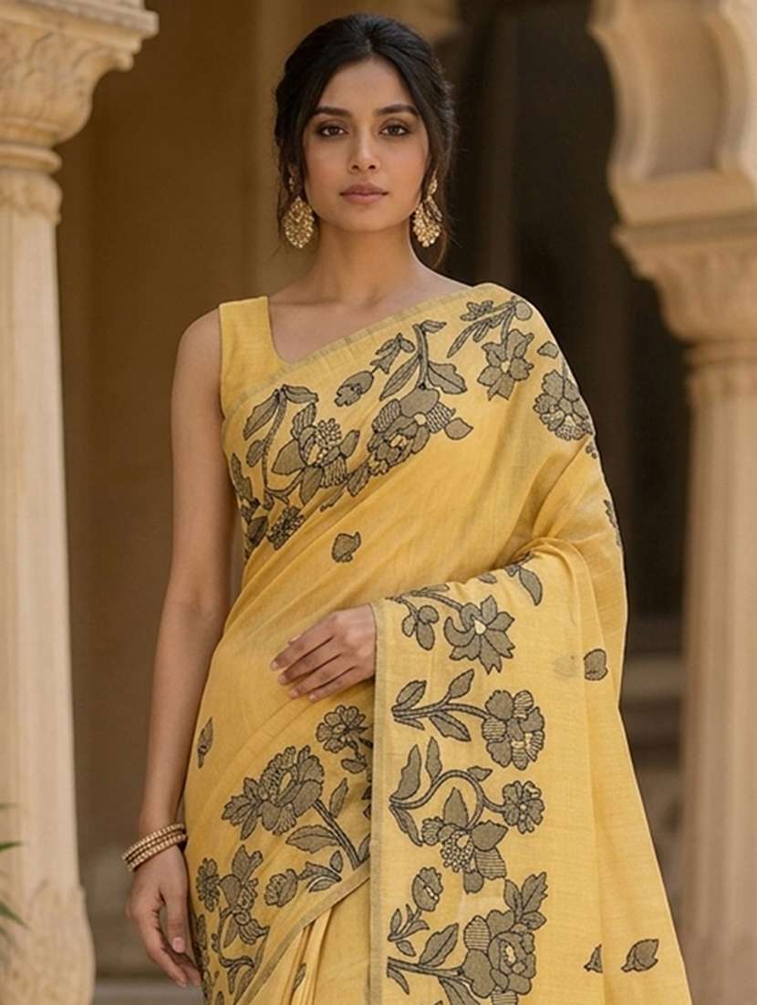 women self design bordered saree with blouse - 22408091 -  Standard Image - 1
