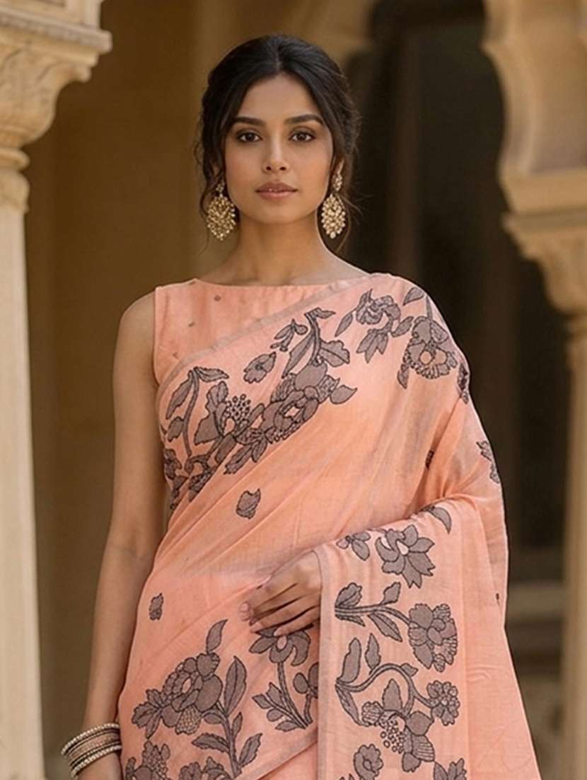 Women Self Design Bordered Saree With Blouse - 22408093 -  Standard Image - 1