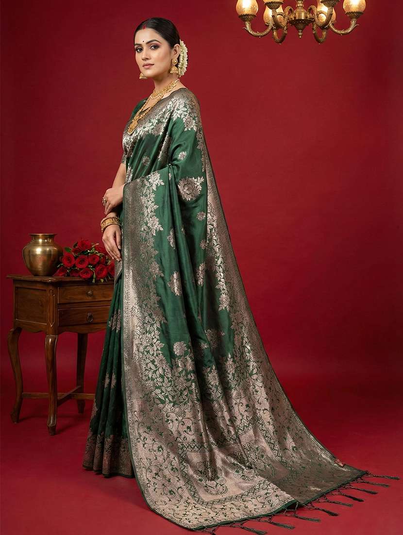 women self design banarasi saree with blouse - 22408105 -  Standard Image - 1