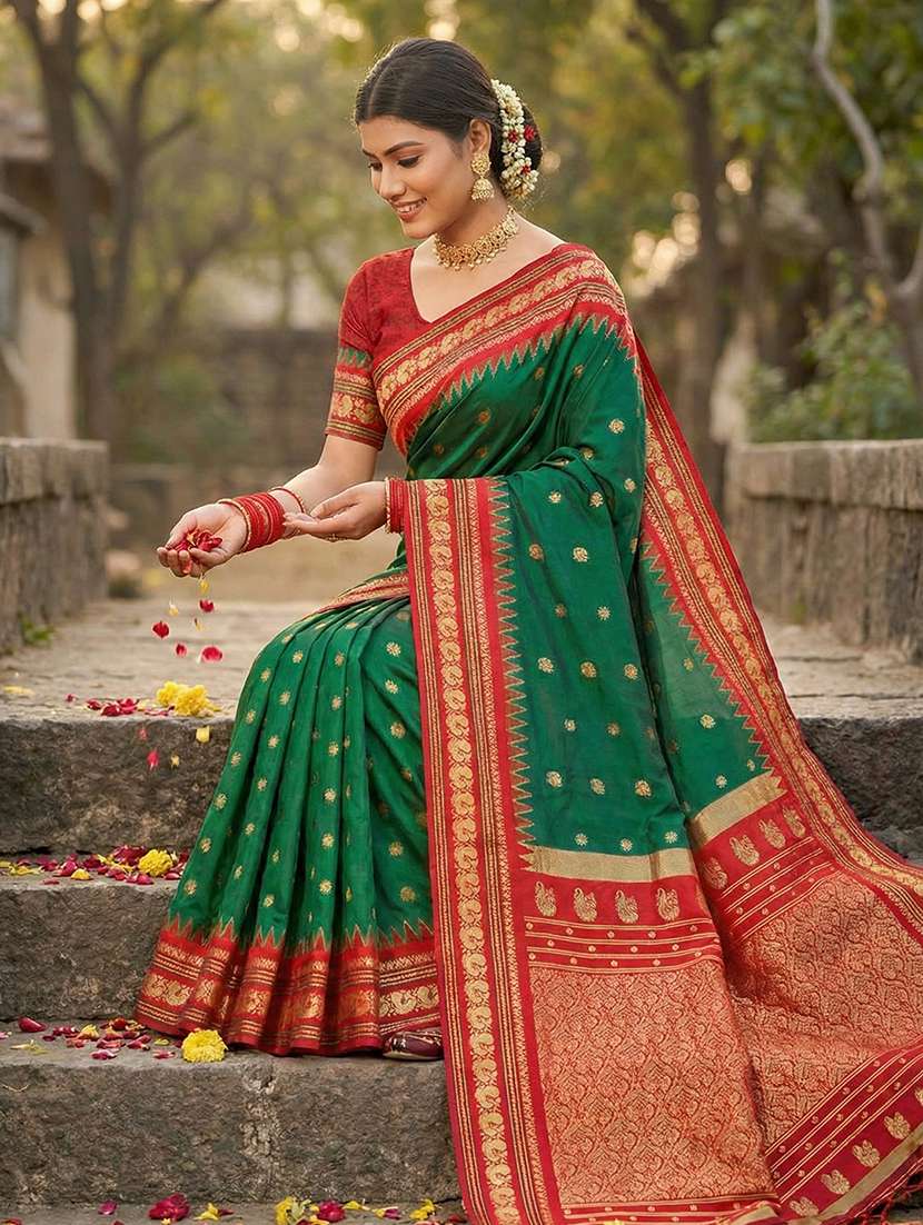 women self design banarasi saree with blouse - 22408235 -  Standard Image - 1