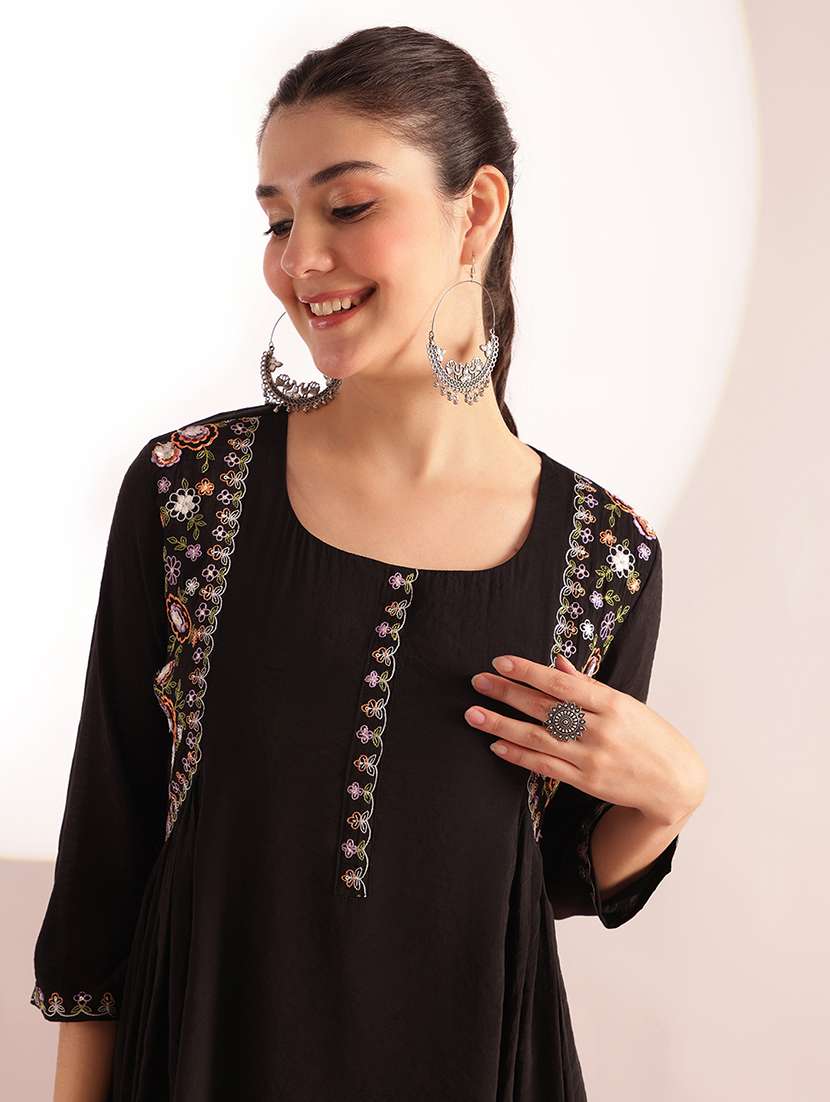 women solid with work three quarter sleeve kurta palazzo with dupatta set - 22410857 -  Standard Image - 1