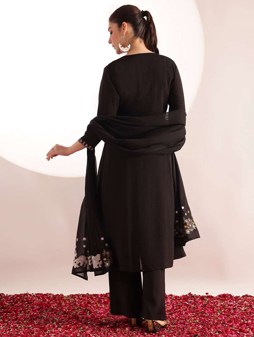 women solid with work three quarter sleeve kurta palazzo with dupatta set - 22410857 -  Standard Image - 4