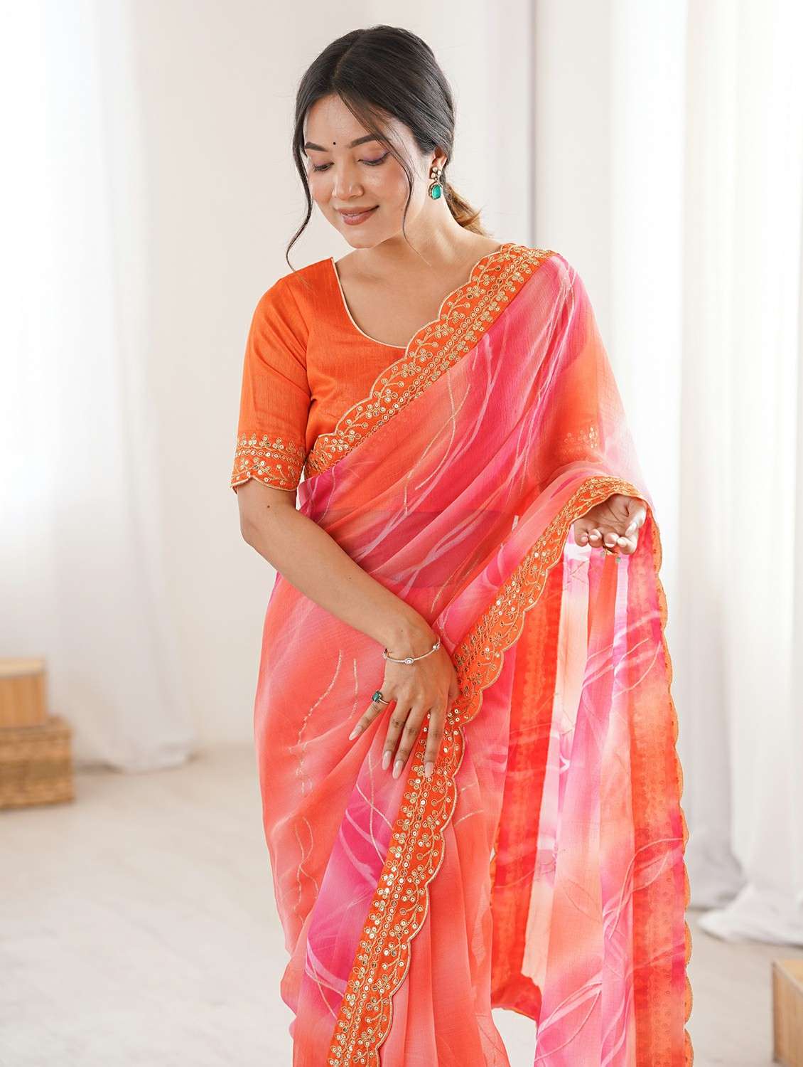 women printed bordered saree with blouse - 22417741 -  Standard Image - 1