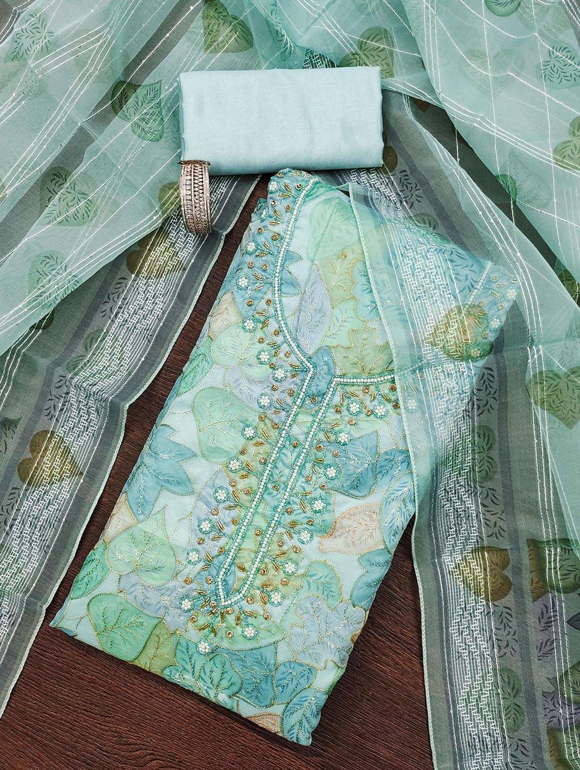 women floral printed unstitched suit set