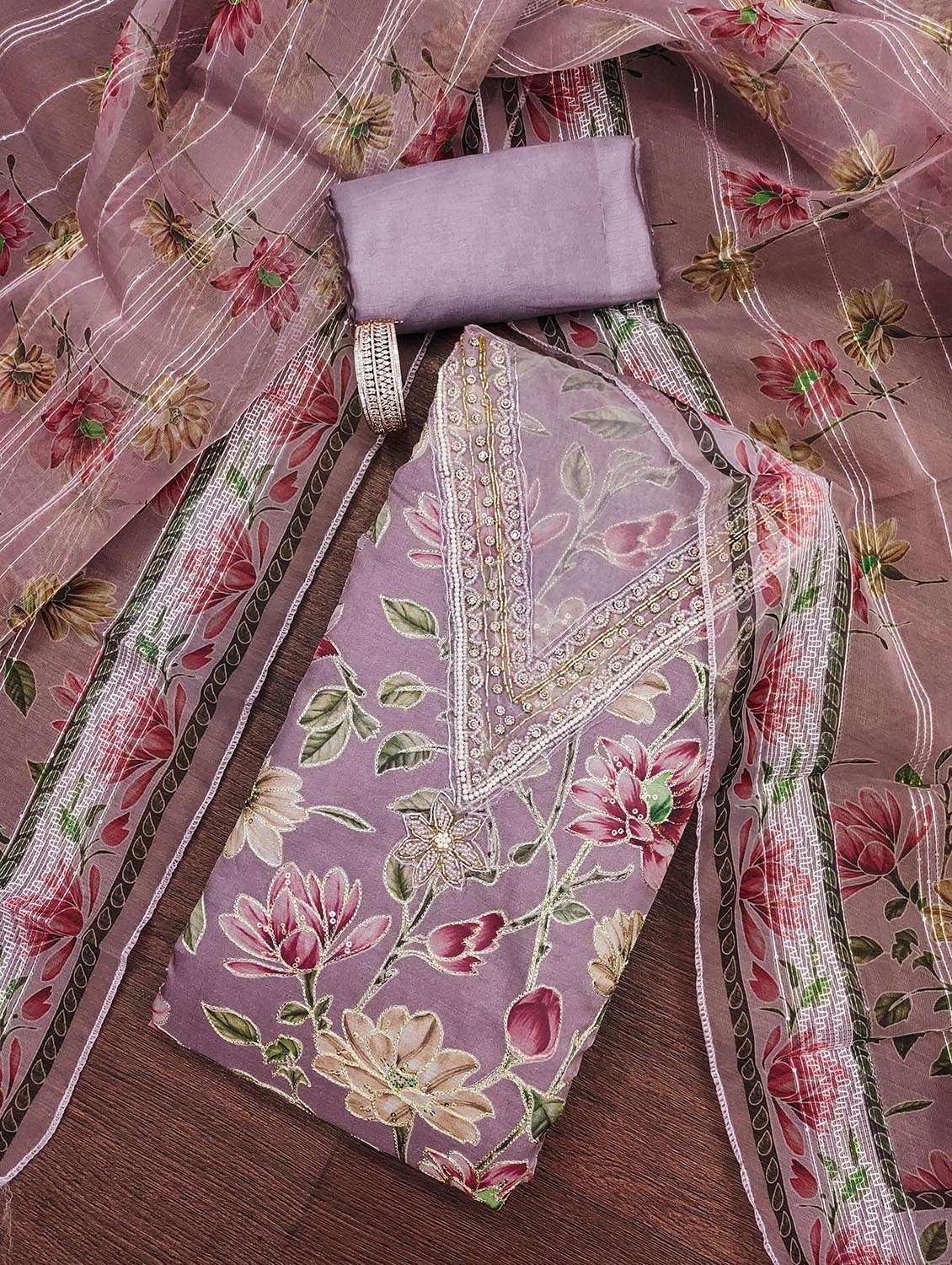 women floral printed unstitched suit set