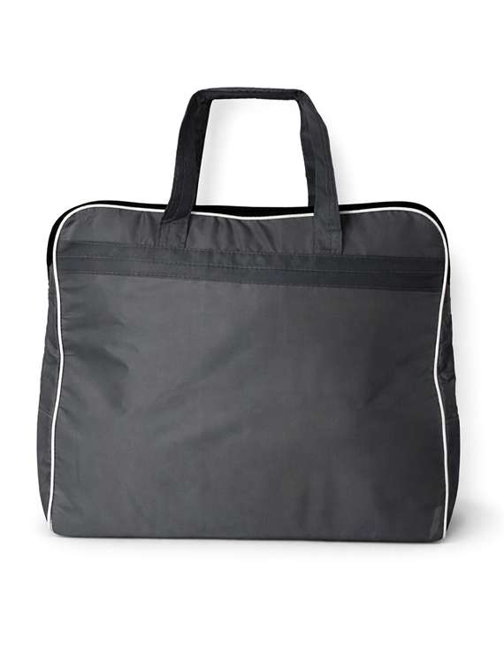 stya duffle bag for travel and shopping - 22423693 -  Standard Image - 1