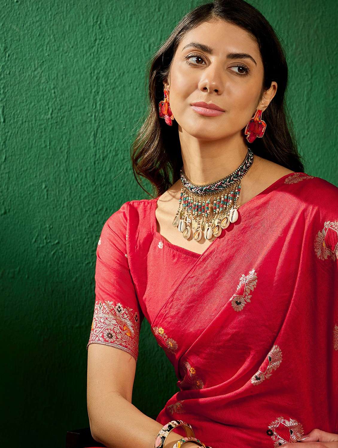 women self design banarasi saree with blouse - 22424323 -  Standard Image - 1