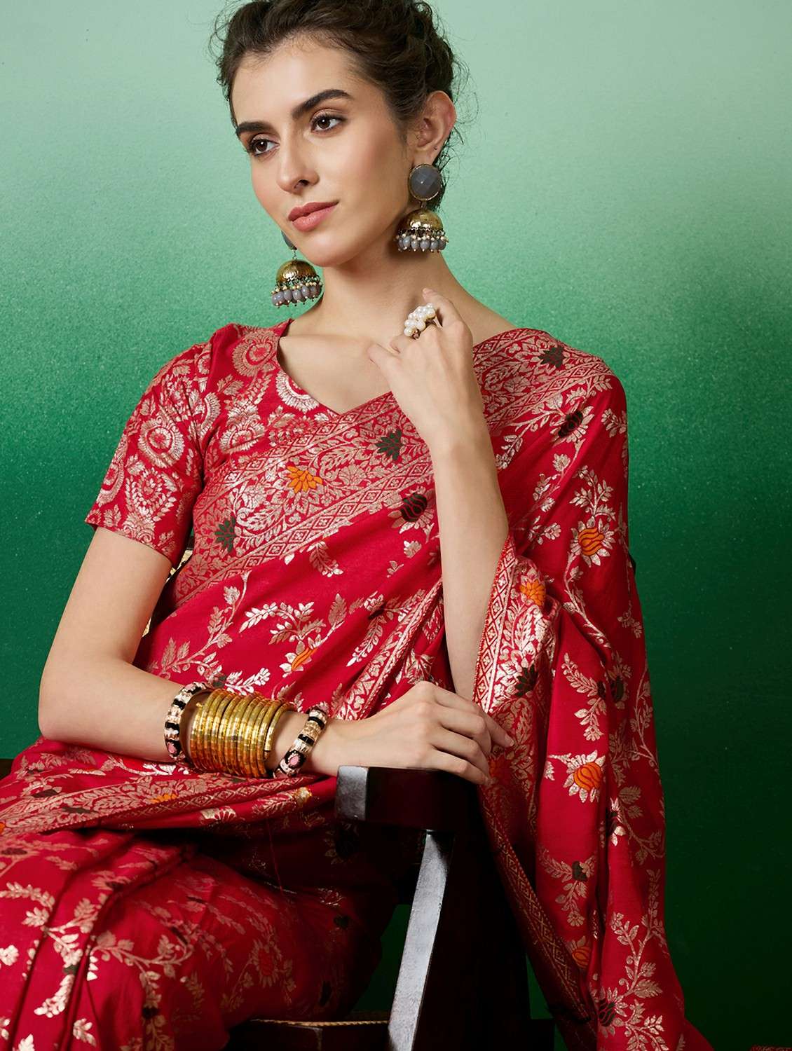women self design banarasi saree with blouse - 22424334 -  Standard Image - 1