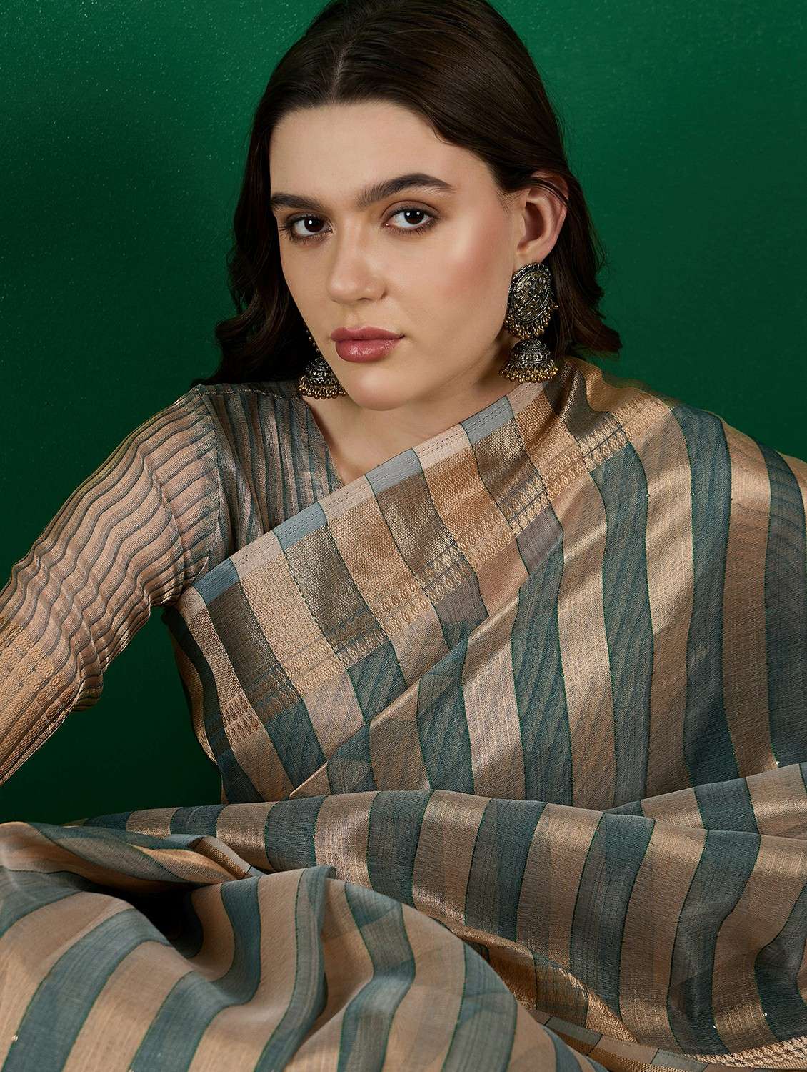 women striped bordered saree with blouse - 22424374 -  Standard Image - 1