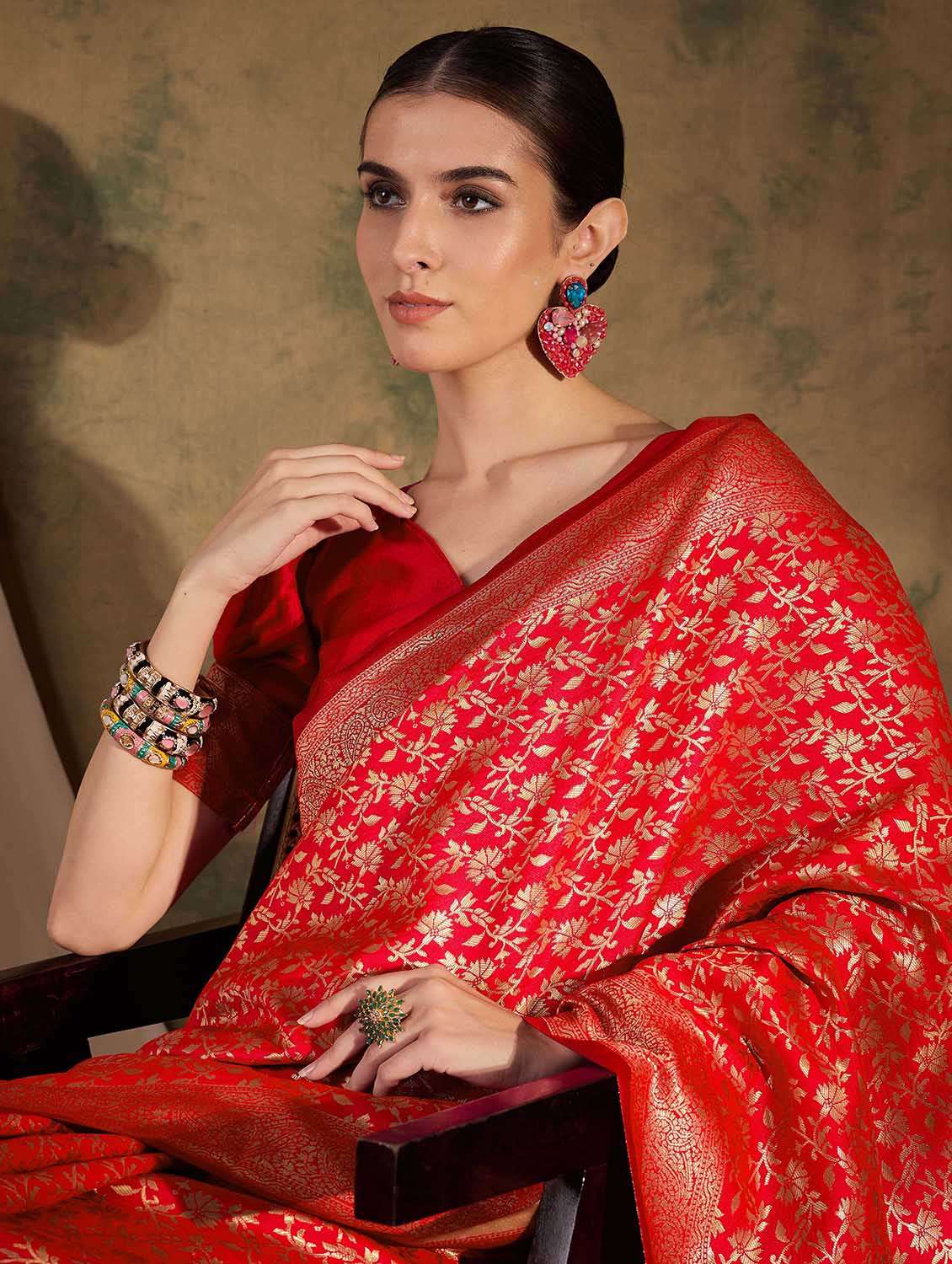 women self design banarasi saree with blouse - 22424678 -  Standard Image - 1