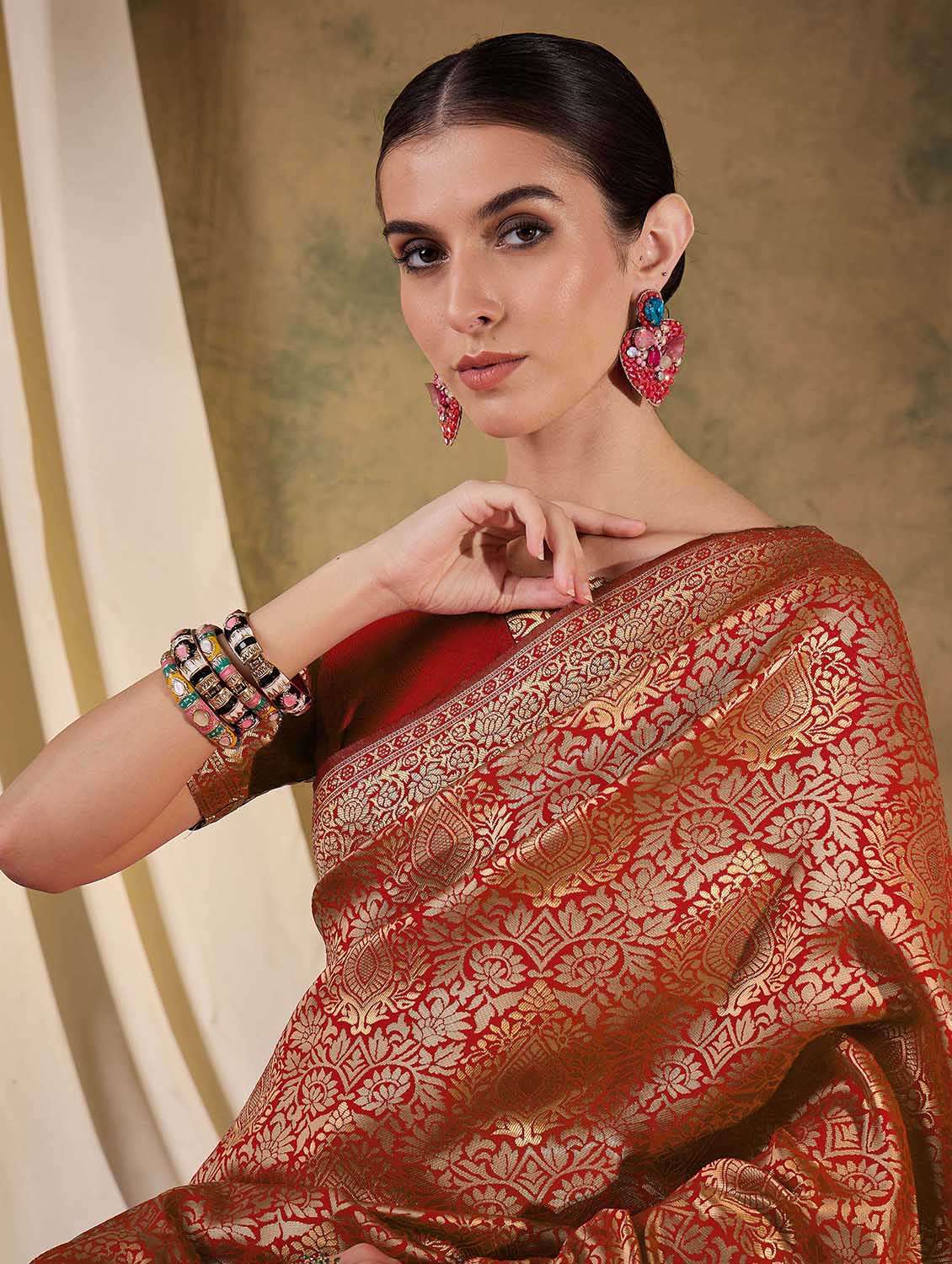 Women Self Design Banarasi Saree With Blouse - 22424693 -  Standard Image - 1