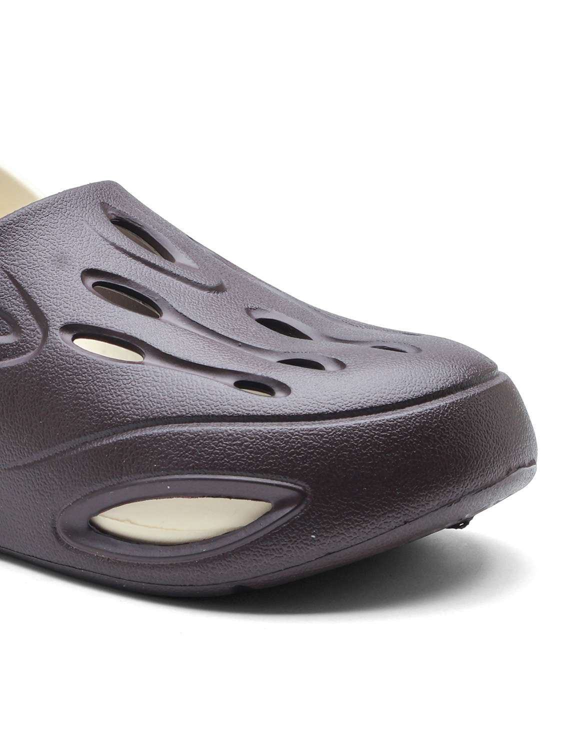 men solid slip on clog - 22425665 -  Standard Image - 4