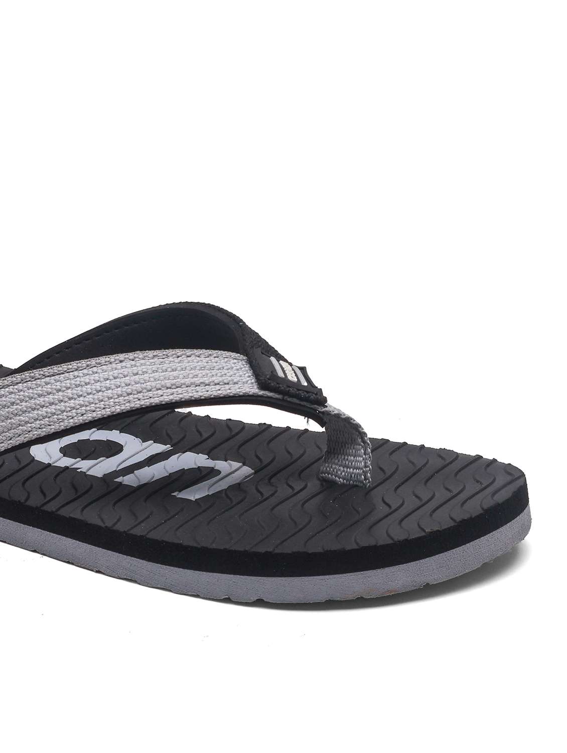 men solid toe seperator slipper - 22425696 -  Standard Image - 4