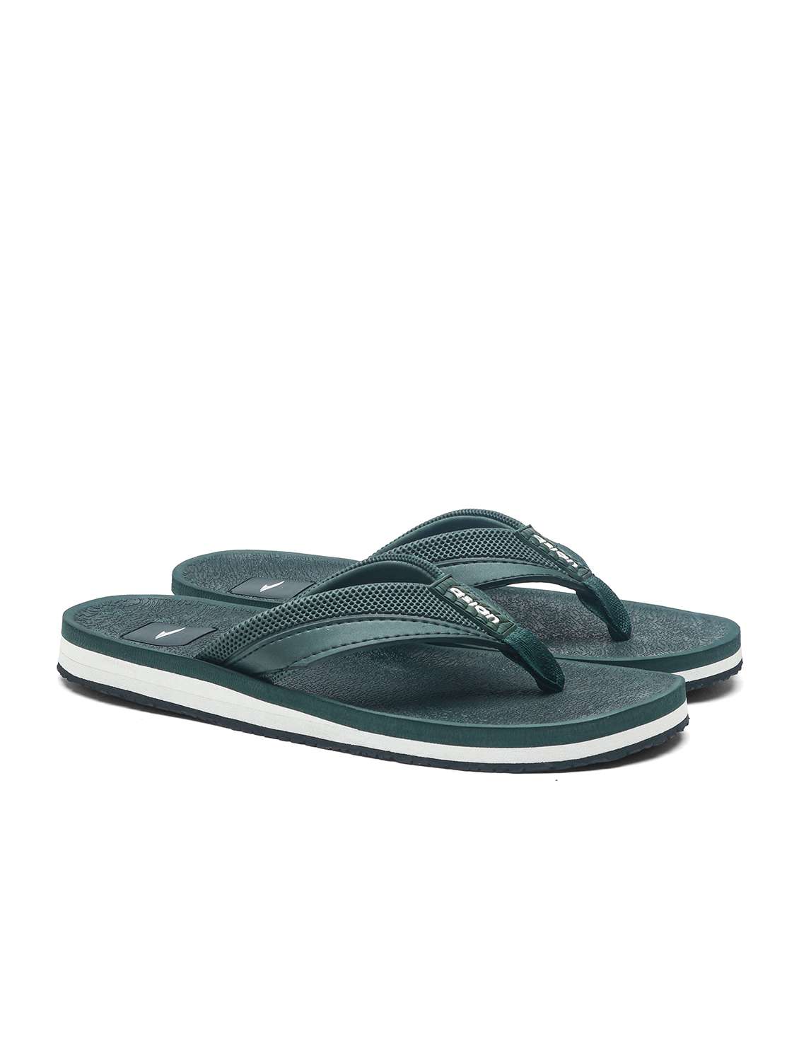 men solid toe seperator slipper - 22425698 -  Standard Image - 1