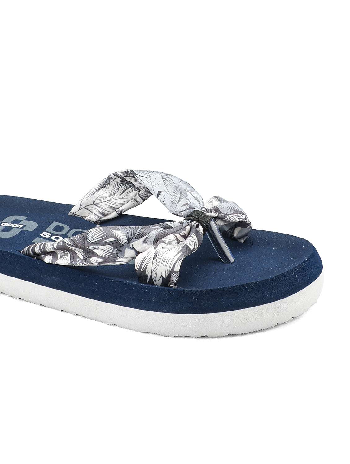 blue fabric slippers flip flops - 22425753 -  Standard Image - 4