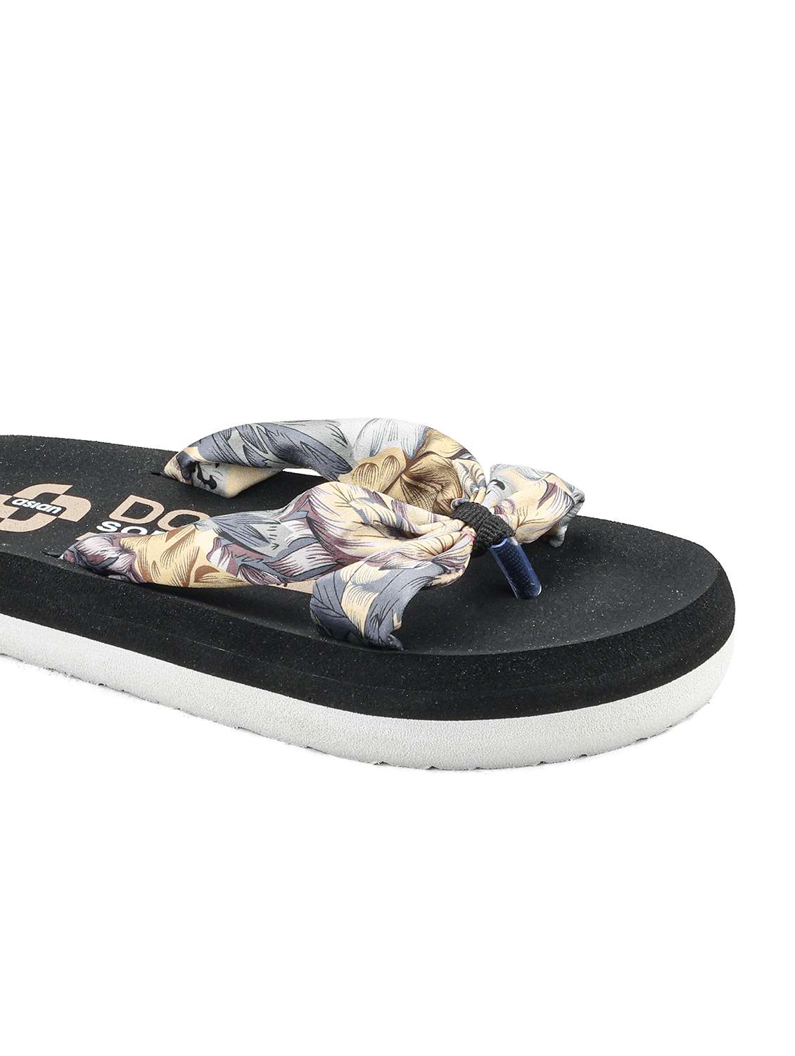 black fabric slippers flip flops - 22425754 -  Standard Image - 4
