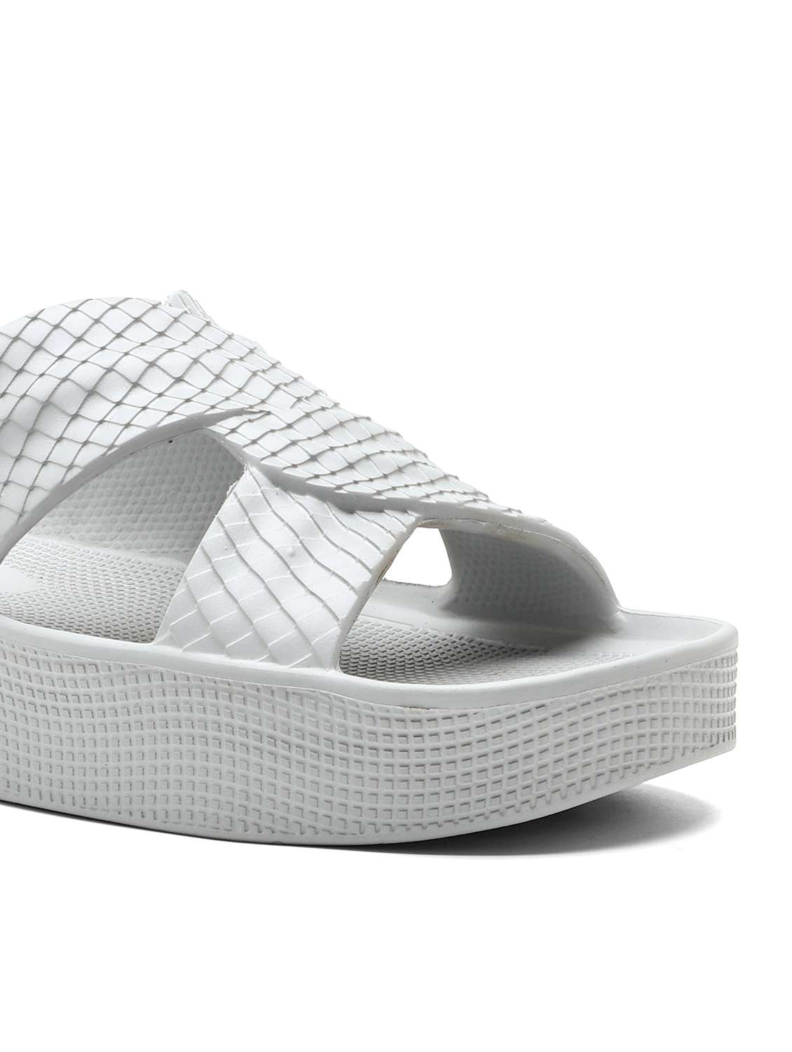 women grey slippers flip flop - 22425766 -  Standard Image - 4