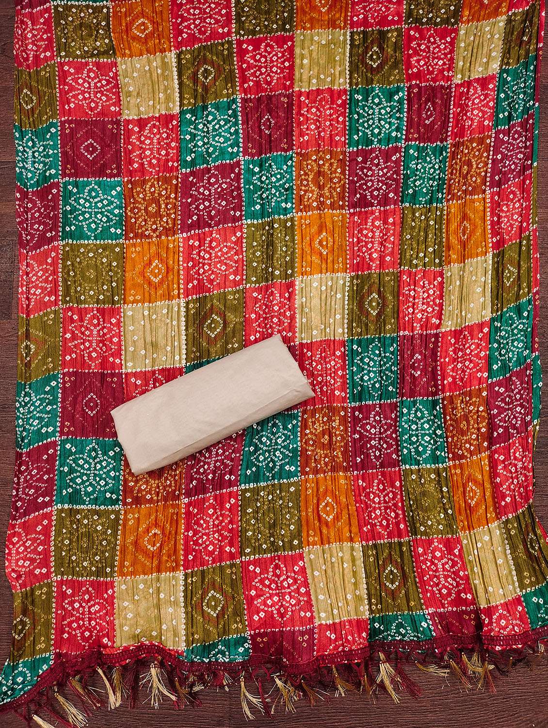 women solid with work unstitched suit set - 22430633 -  Standard Image - 4