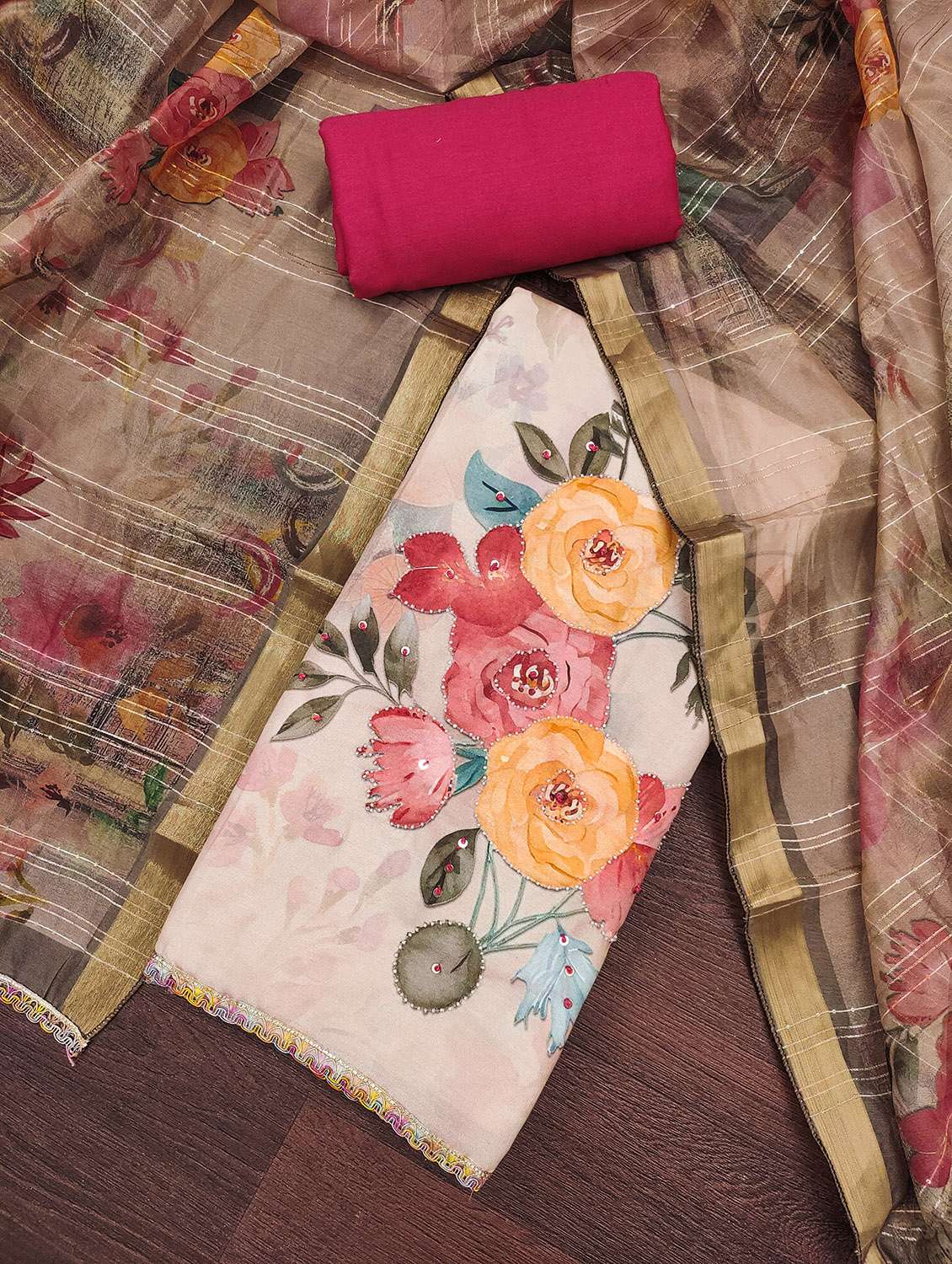 women floral printed unstitched suit set