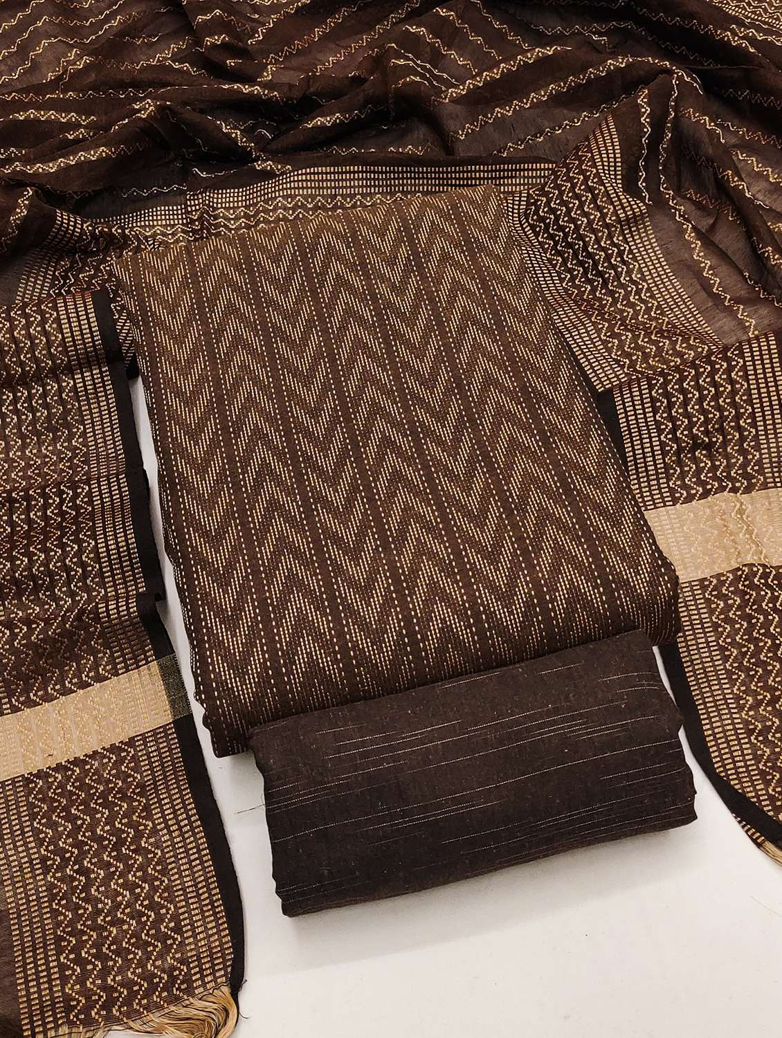 women self design unstitched suit set - 22431421 -  Standard Image - 1