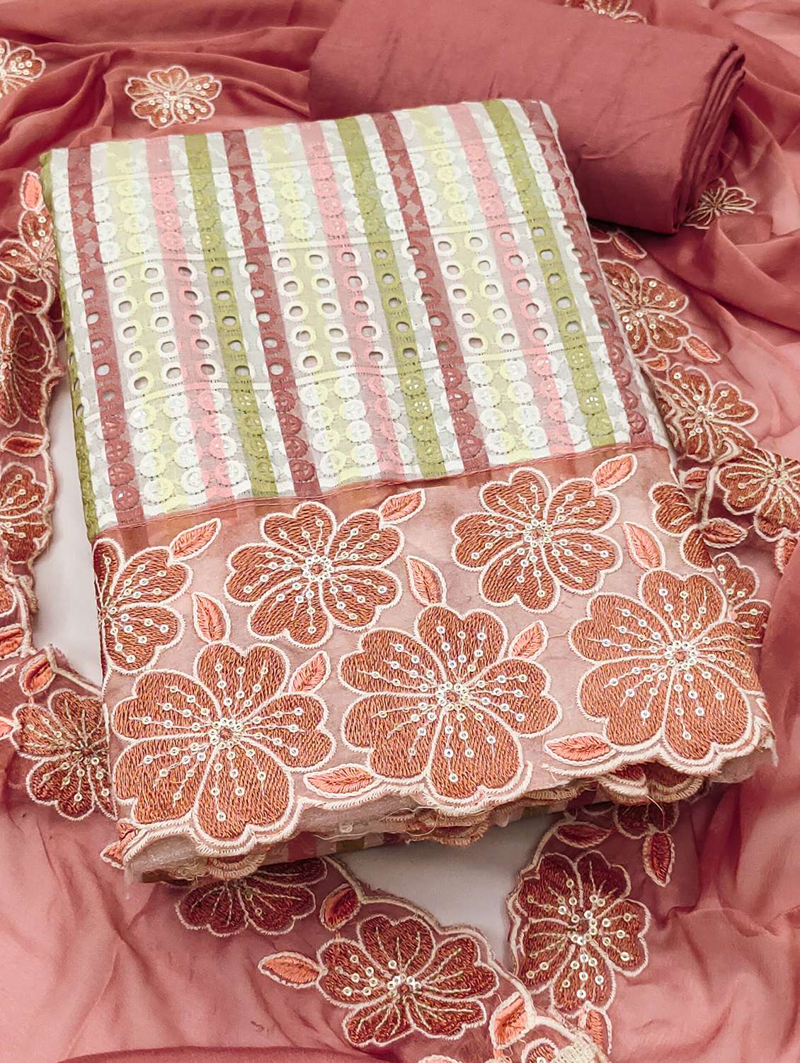 women striped unstitched suit set - 22431483 -  Standard Image - 1