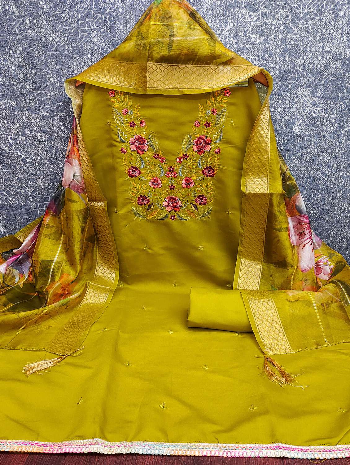 women solid with work unstitched suit set - 22431537 -  Standard Image - 1