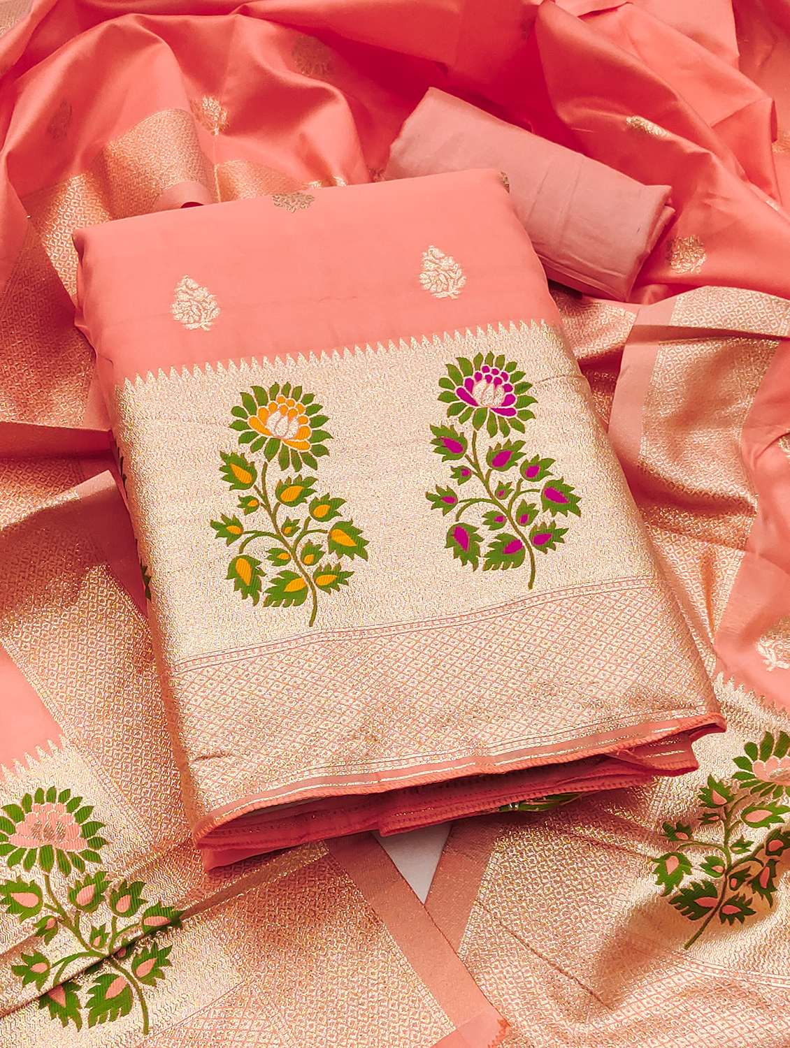 women self design unstitched suit set