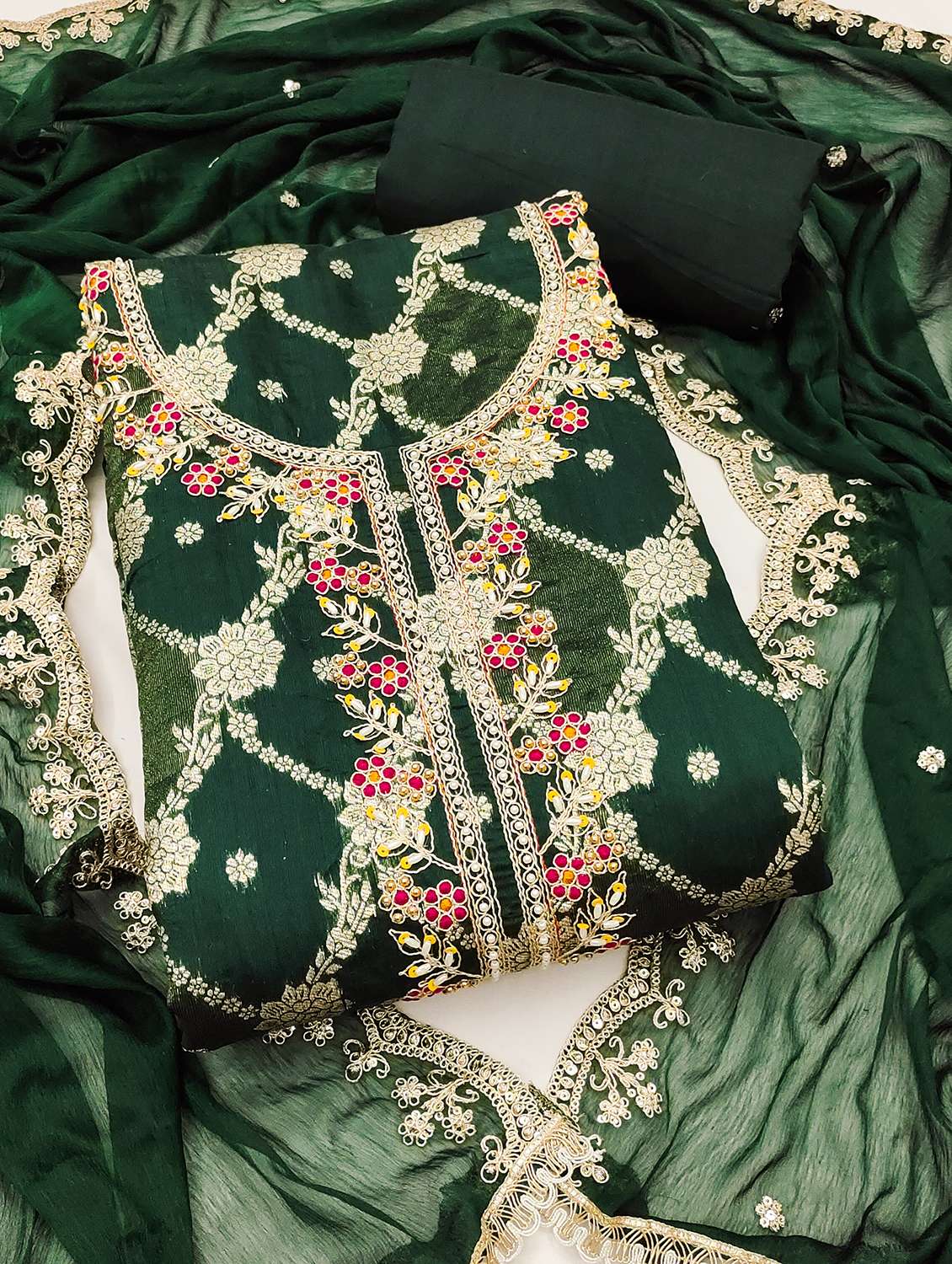 women self design unstitched suit set - 22431785 -  Standard Image - 4