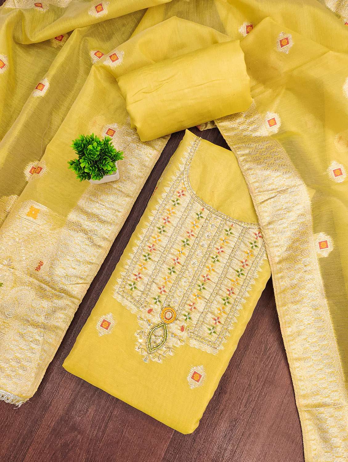 women self design unstitched suit set - 22432053 -  Standard Image - 1