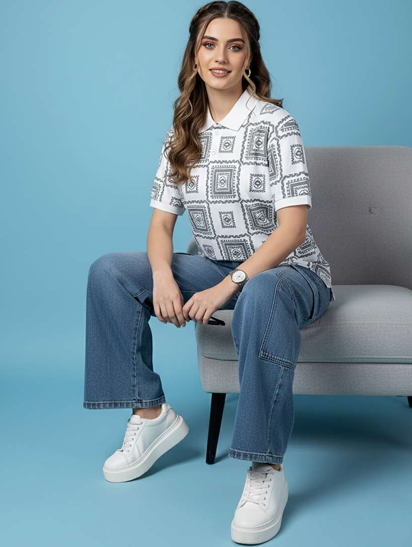 women short sleeve oversized polo t-shirt - 22432801 -  Standard Image - 4