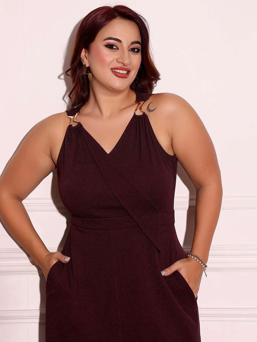 Women Plus Size Solid Sleeveleess Jumpsuit - 22433493 -  Standard Image - 1