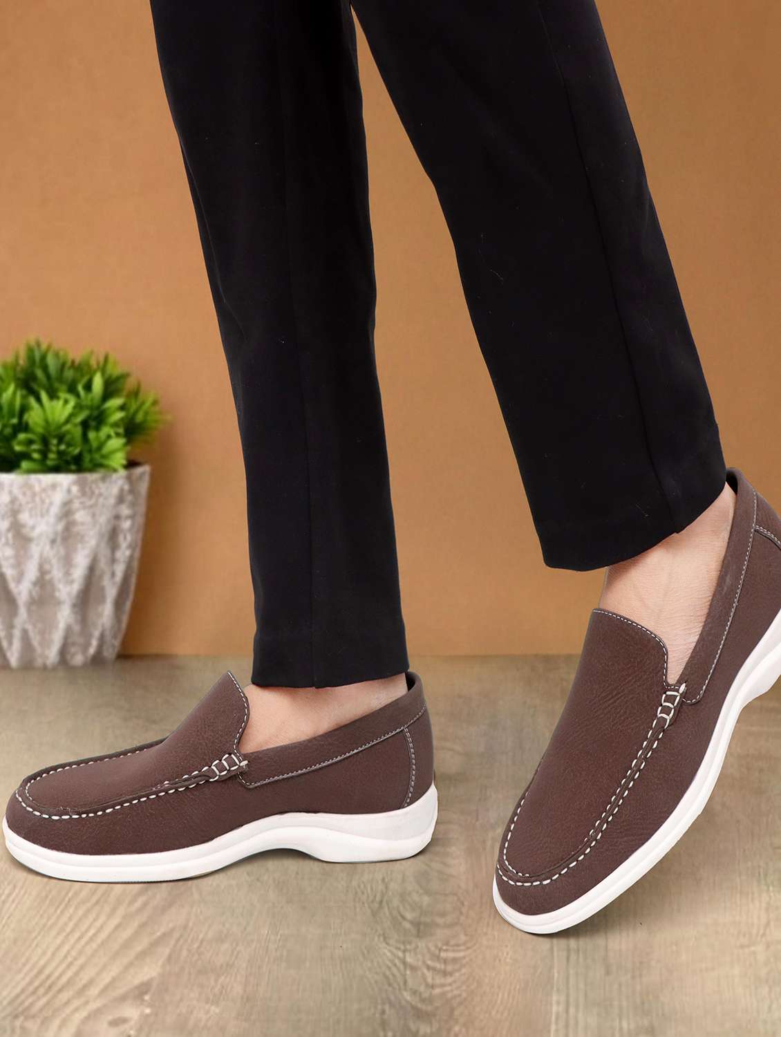 men solid slip on loafer - 22433903 -  Standard Image - 1