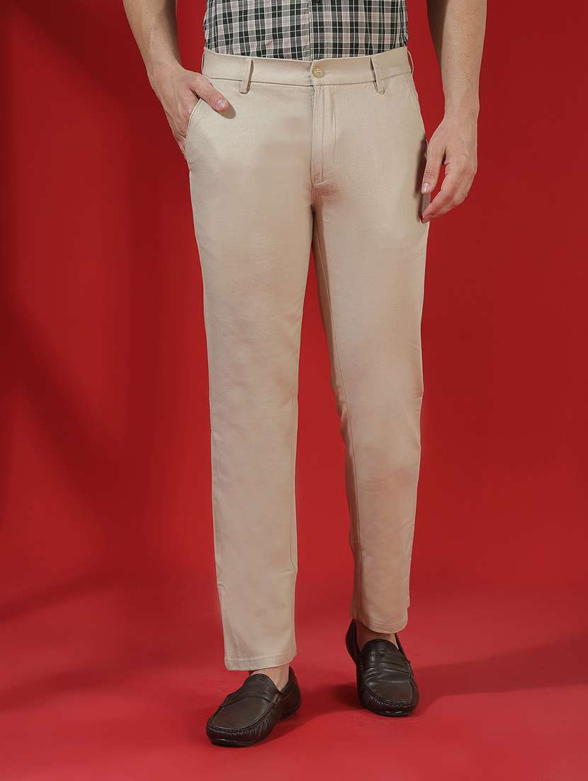 men solid mid rise chinos casual trouser